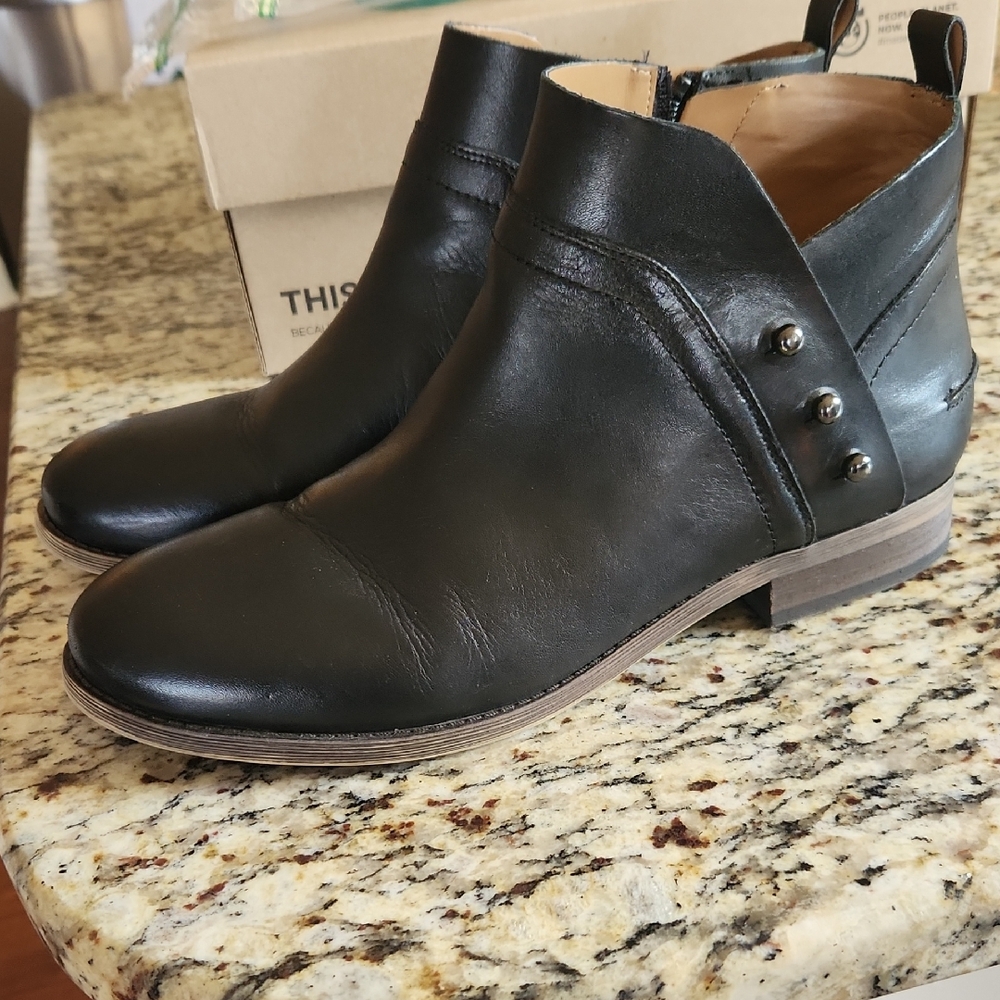 Franco Sarto Leather Black Ankle Boots